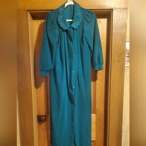 Vanity Fair Emerald Green Housecoat Robe